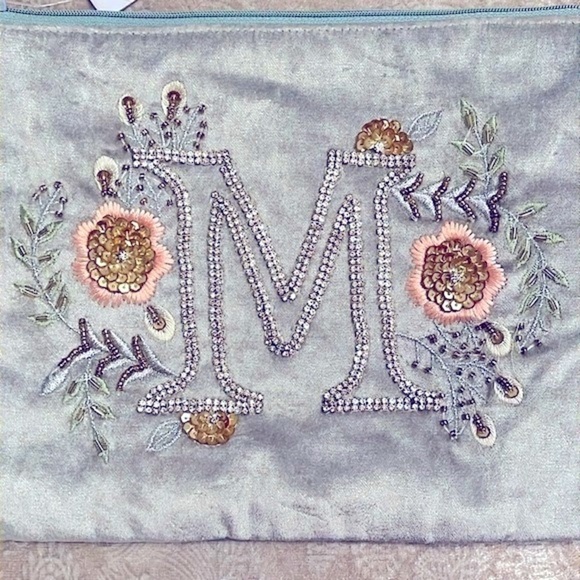 Brand New Set of Velvet Beaded Monogram M Zippered Pouch & Glitter Card Key Case - Picture 3 of 15